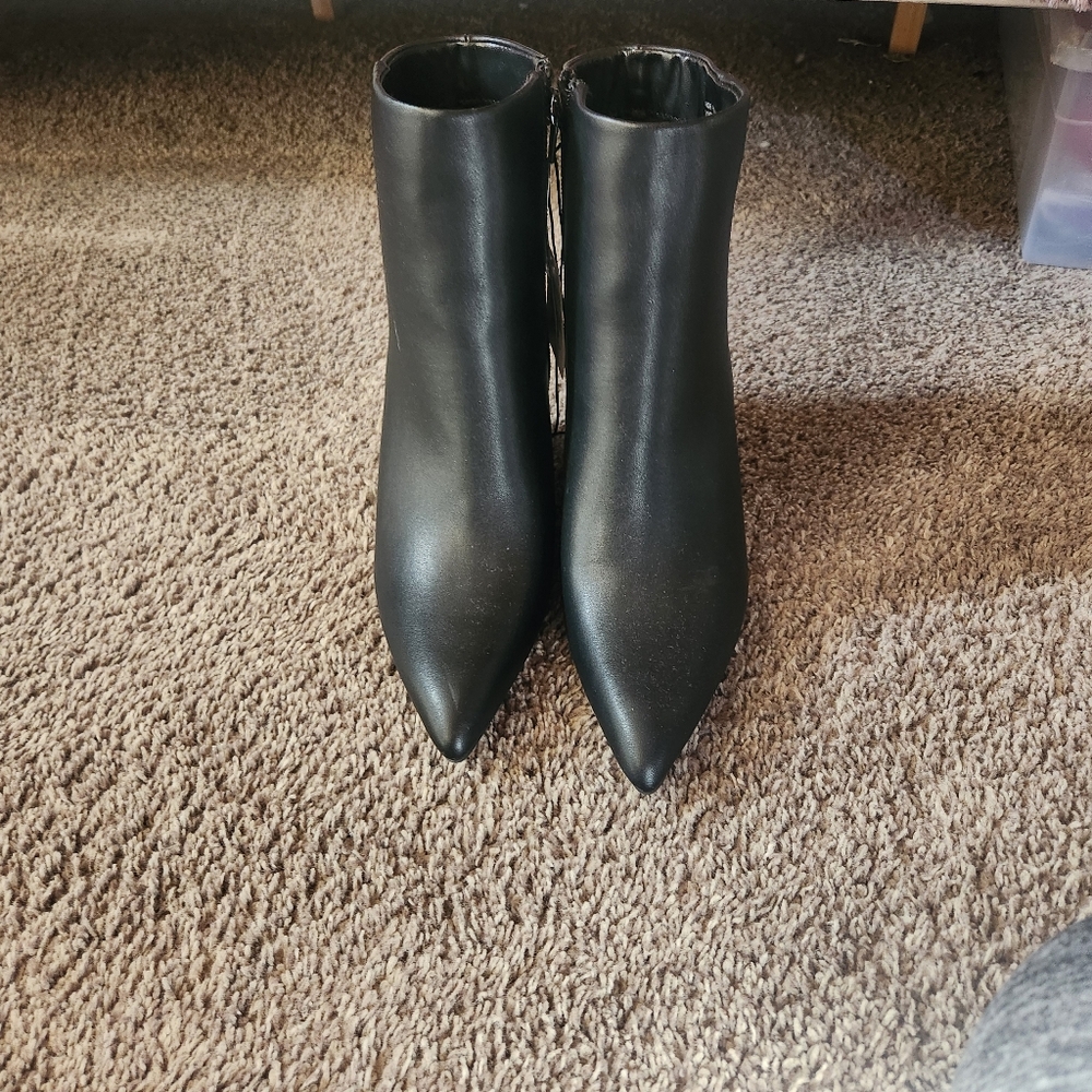 NWT Worthington Wedge Booties